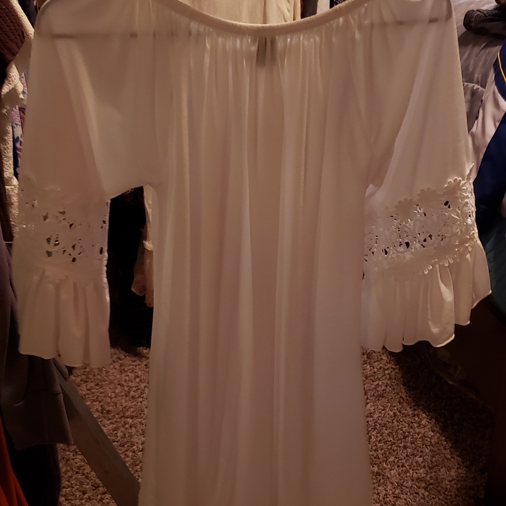 Blouse - Picture 2 of 2
